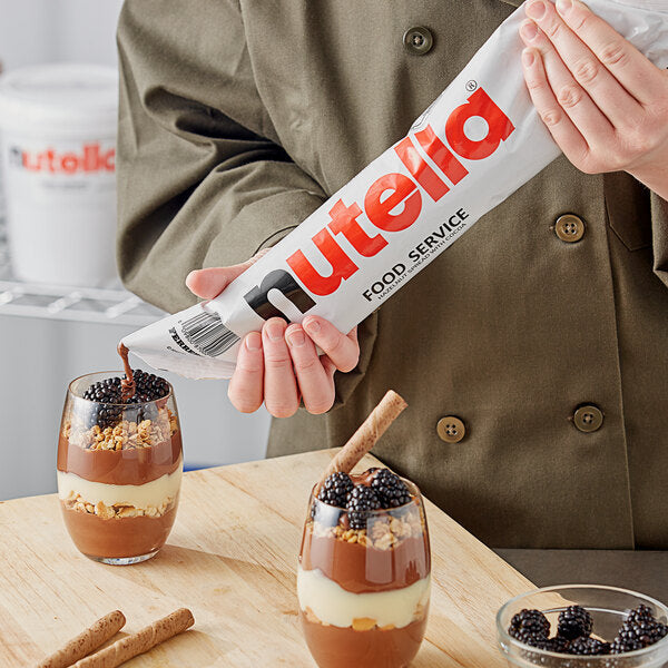 Nutella Piping Bag – 1000g (Hazelnut Cocoa Spread in Professional Pastry Format)