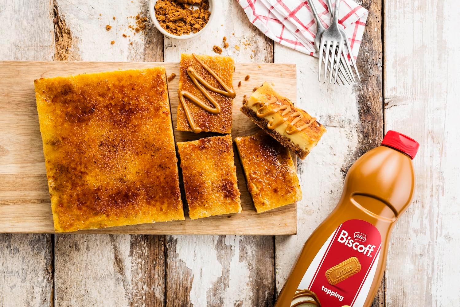 Lotus Biscoff - Cookie Topping Sauce, Squeezable Bottle of 895 ml
